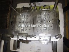 Injection mold